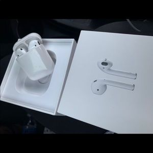 Apple Air Pods almost new purchased March 2019